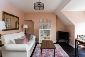 Queenie - Charming one bedroom apartment in quiet location